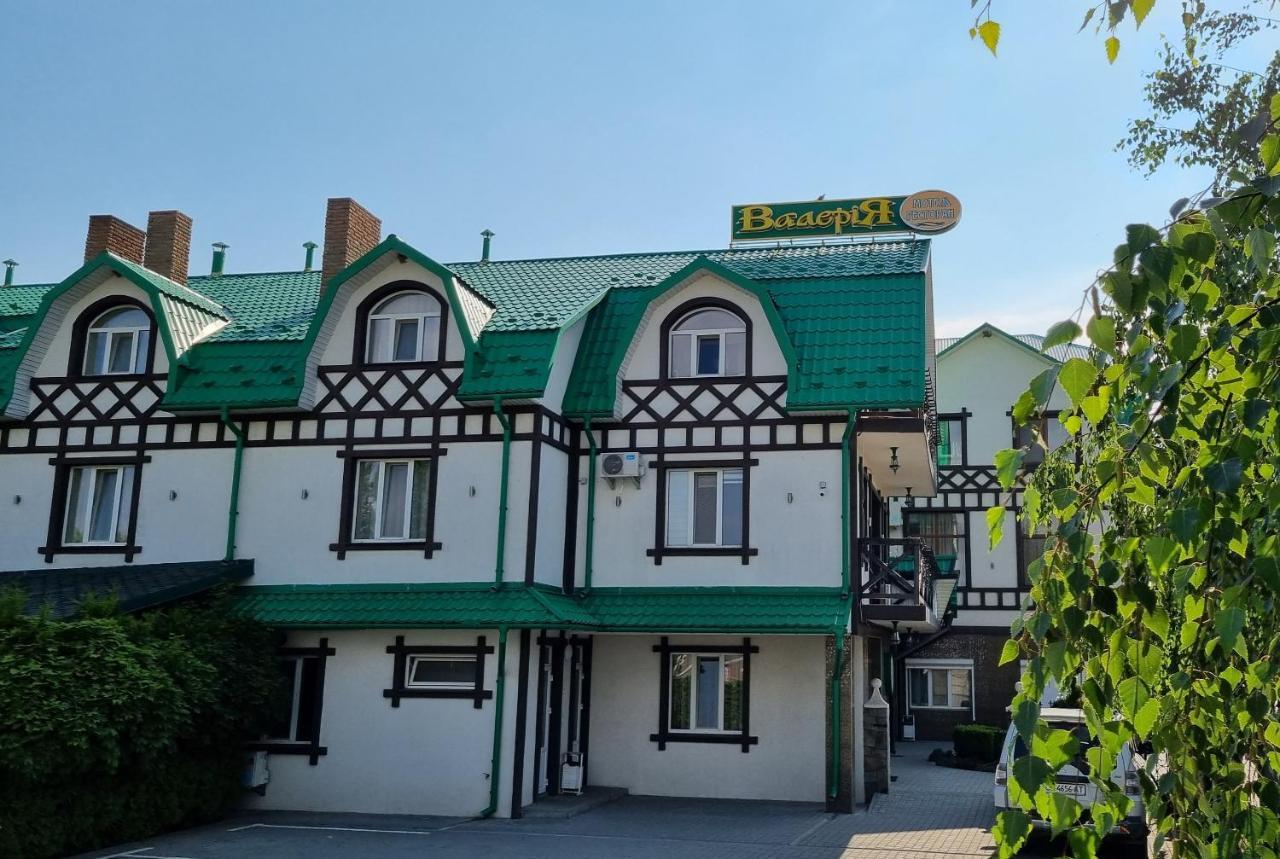 Готель "Валерія" Novoselytsya  ภายนอก รูปภาพ